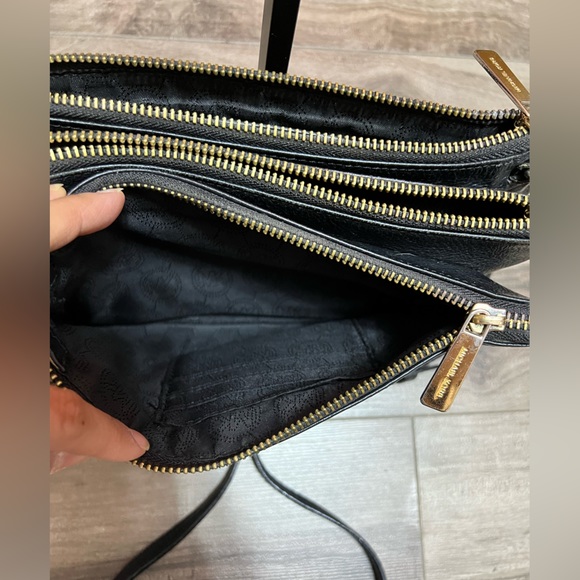 Michael Kors Bedford Triple Gusset Sling Crossbody bag in color Black - Picture 7 of 7